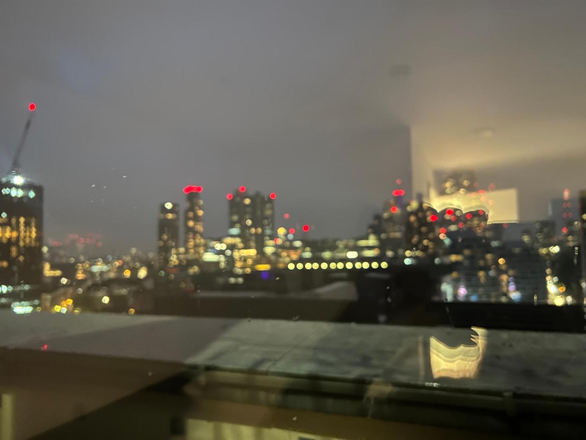 Old Street Beautiful Studio Apartment ลอนดอน ภายนอก รูปภาพ